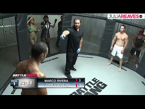 ❤️ Ultimate Fighter трахає номерну дівчину відразу після бою на рингу ❤️ Анальне відео на uk.mumsp.ru ❌️❤